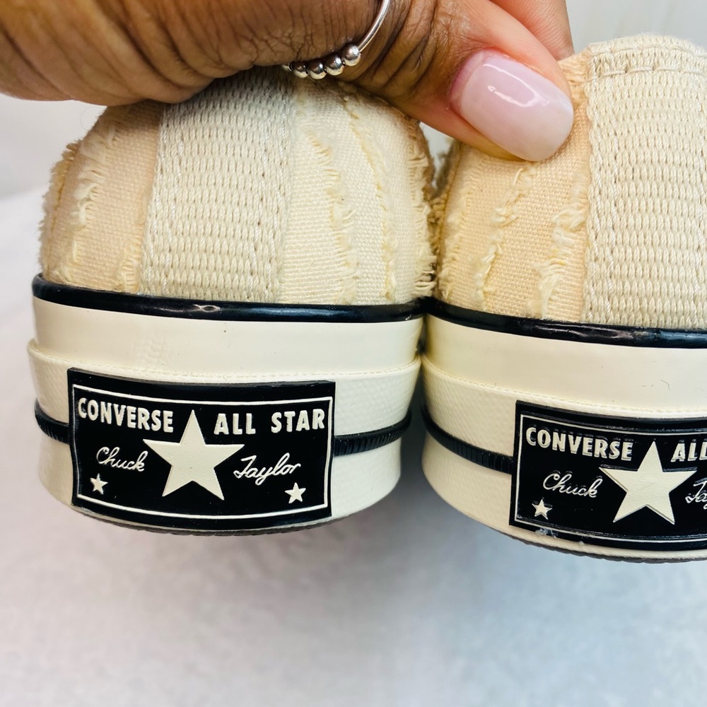 Converse Chuck Taylor Low Cream Distressed Canvas Sneakers Women’s Size 6 - Picture 2 of 12